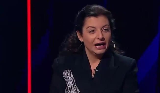სიმონიანი – კიდევ ვნახავთ ახალ ერეკლე მეფეებს, ისევ მუხლებზე დაჩოქილს, რომ დედა რუსეთმა სახლში დააბრუნოს