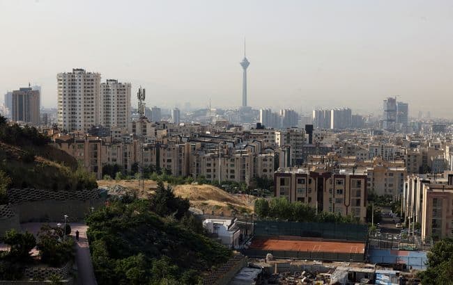 Israel strikes weapons facilities in Tehran 