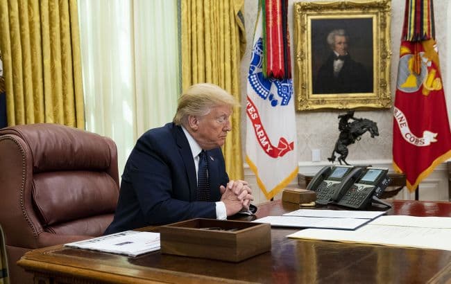 Trump signs bill to reopen US Government after record 43-day shutdown