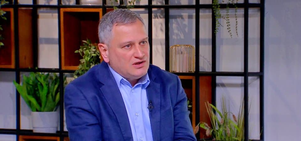 Public dissatisfaction growing but opposition lacks convincing alternative, Armaz Akhvlediani