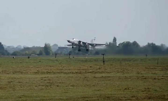 Ukrainian Air Force says Su-24M bomber crashes in Khmelnytskyi region, crew killed