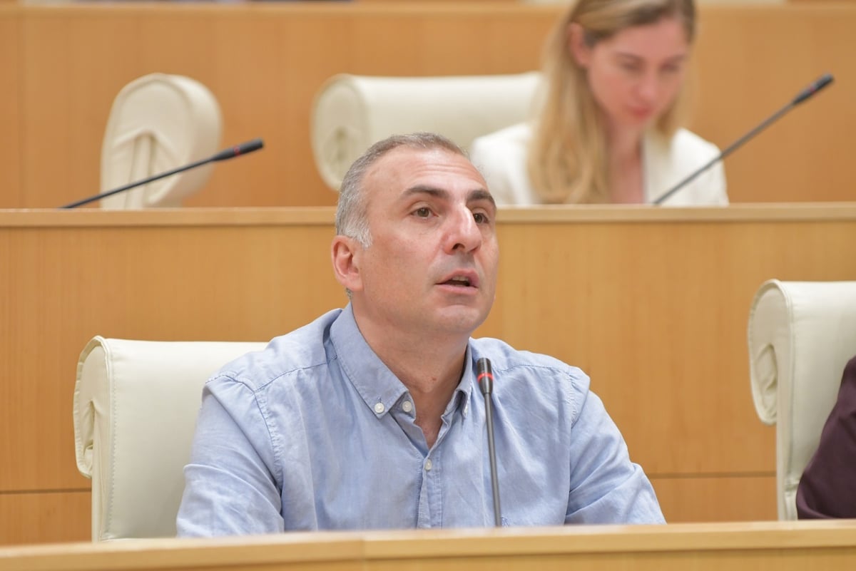Frontnews image description