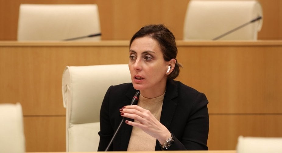 Dekanoidze, deputy chair of the National Committee of the United National Movement (UNM), said that while Gakharia’s team’s decision was not unexpected, it undermined their previous stance that Parliament was illegitimate