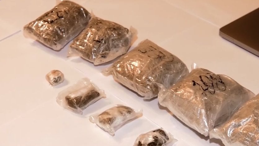 The MIA said the suspects - I.K., born in 2003, and I.V., born in 2005 - were detained in Khelvachauri Municipality