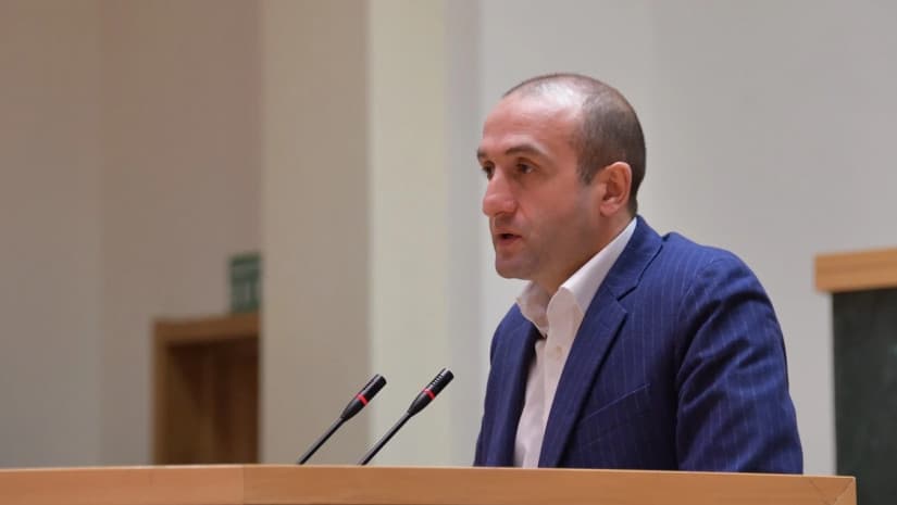 იაგო ხვიჩია – კაცმა არ იცის რეგიონებში რას აკეთებენ, მაგრამ ხალხს ჰგონია, რომ საქმეზე არიან წასულები