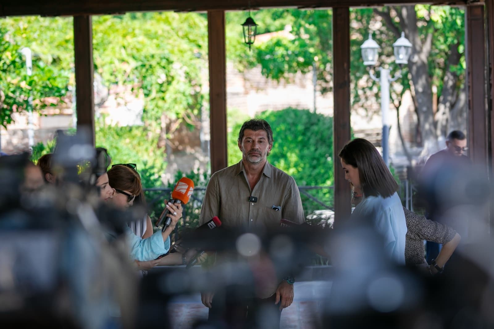 Frontnews image description