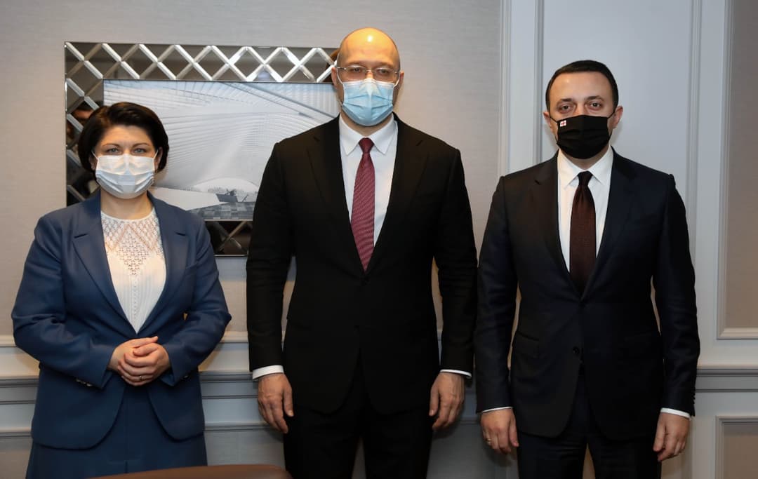 ასოცირებული ტრიოს პრემიერ-მინისტრებმა ევროკავშირში დაგეგმილ უმაღლესი დონის შეხვედრებზე განსახილველ საკითხებზე იმსჯელეს