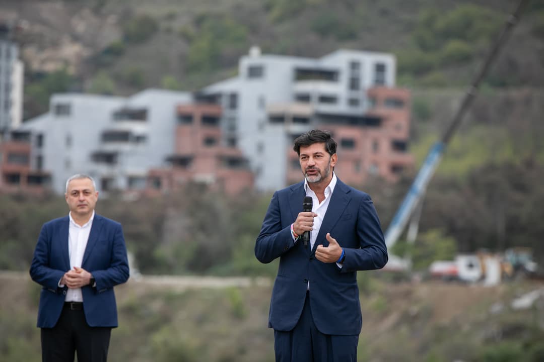 კახა კალაძე – გაკეთებული საქმეები მიმაგრებს ზურგს, რომ თბილისელებს ვთხოვო მხარდაჭერა