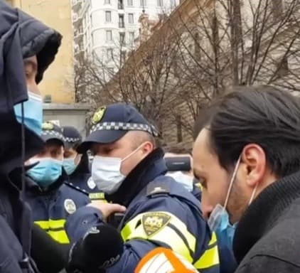 Frontnews image description