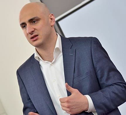 Frontnews image description