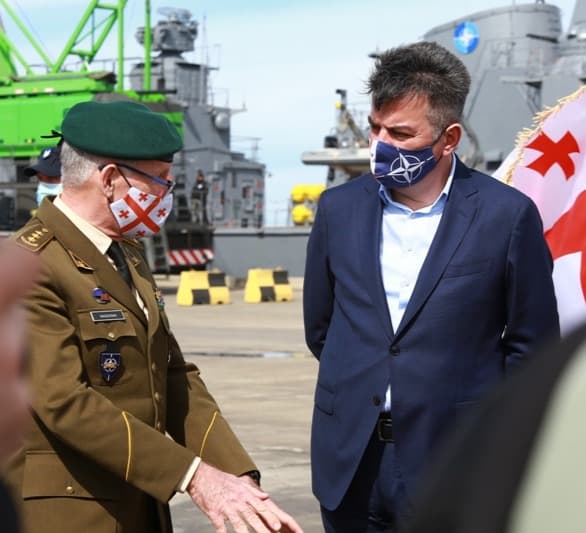 Frontnews image description