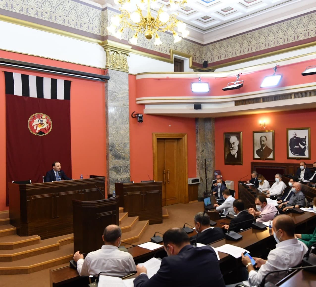 Frontnews image description