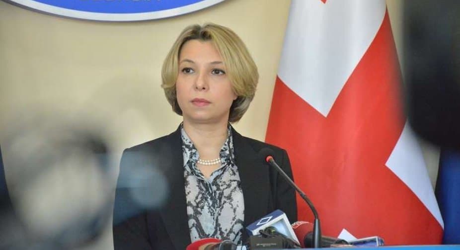 ნინო ლომჯარია – ნოდარ დუმბაძის ერთი წიგნი მაინც თუ გაქვს წაკითხული, როგორ უნდა დაუჭირო მხარი შენი ქვეყნის საუკეთესო ნაწილის აგენტებად შერაცხვას?