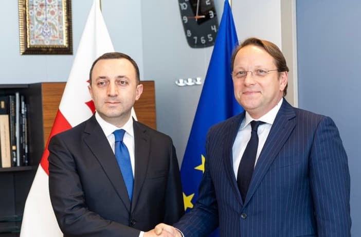 ოლივერ ვარჰეი – საქართველო ევროკავშირის ოჯახს მიეკუთვნება და ყველა მხარდაჭერას მიიღებს ევროკავშირისკენ მიმავალ გზაზე