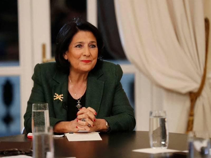 Frontnews image description