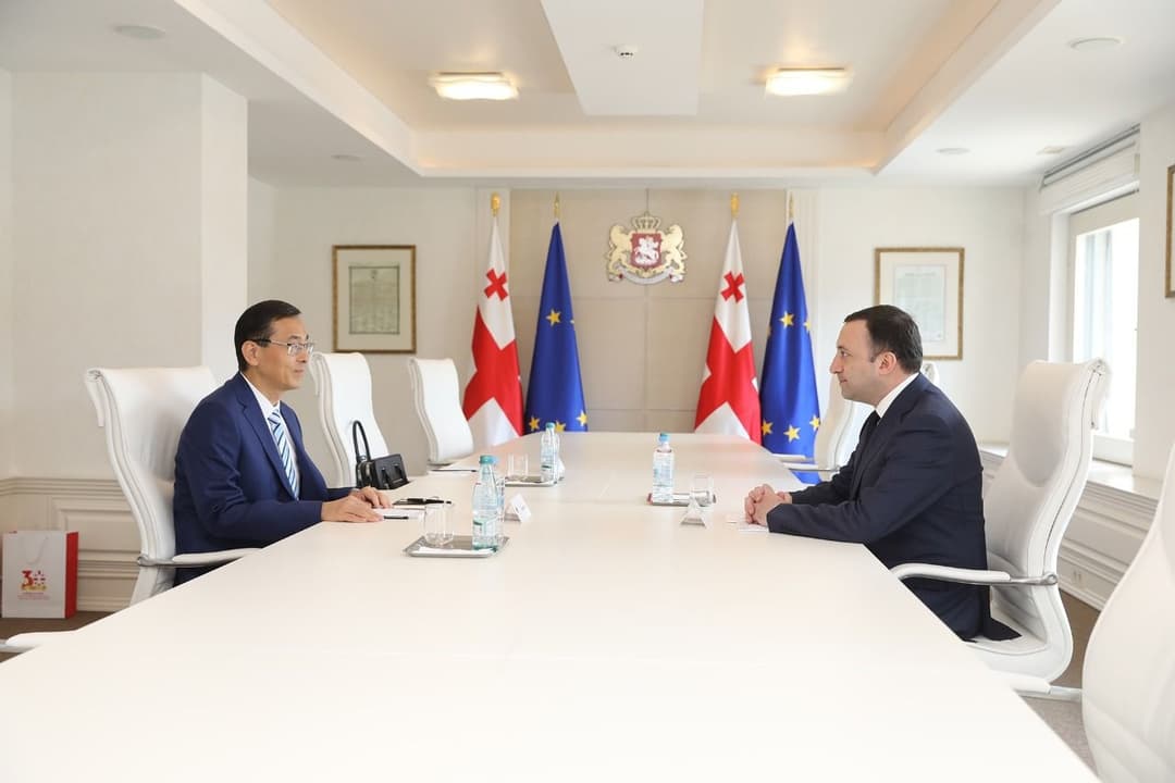 ირაკლი ღარიბაშვილი ჩინეთის ახალ ელჩს შეხვდა