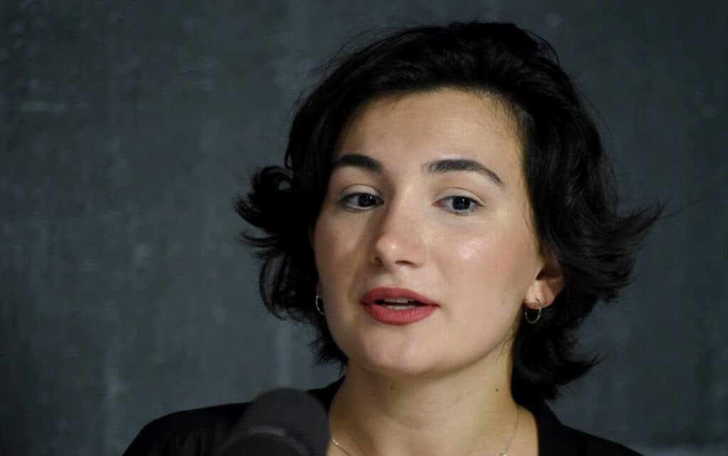 Frontnews image description