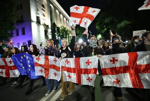 POLITICO – დემოკრატიის დასაცავად აშშ-მა ქართველ პოლიტიკოსებს შესაძლოა, სანქციები დაუწესოს