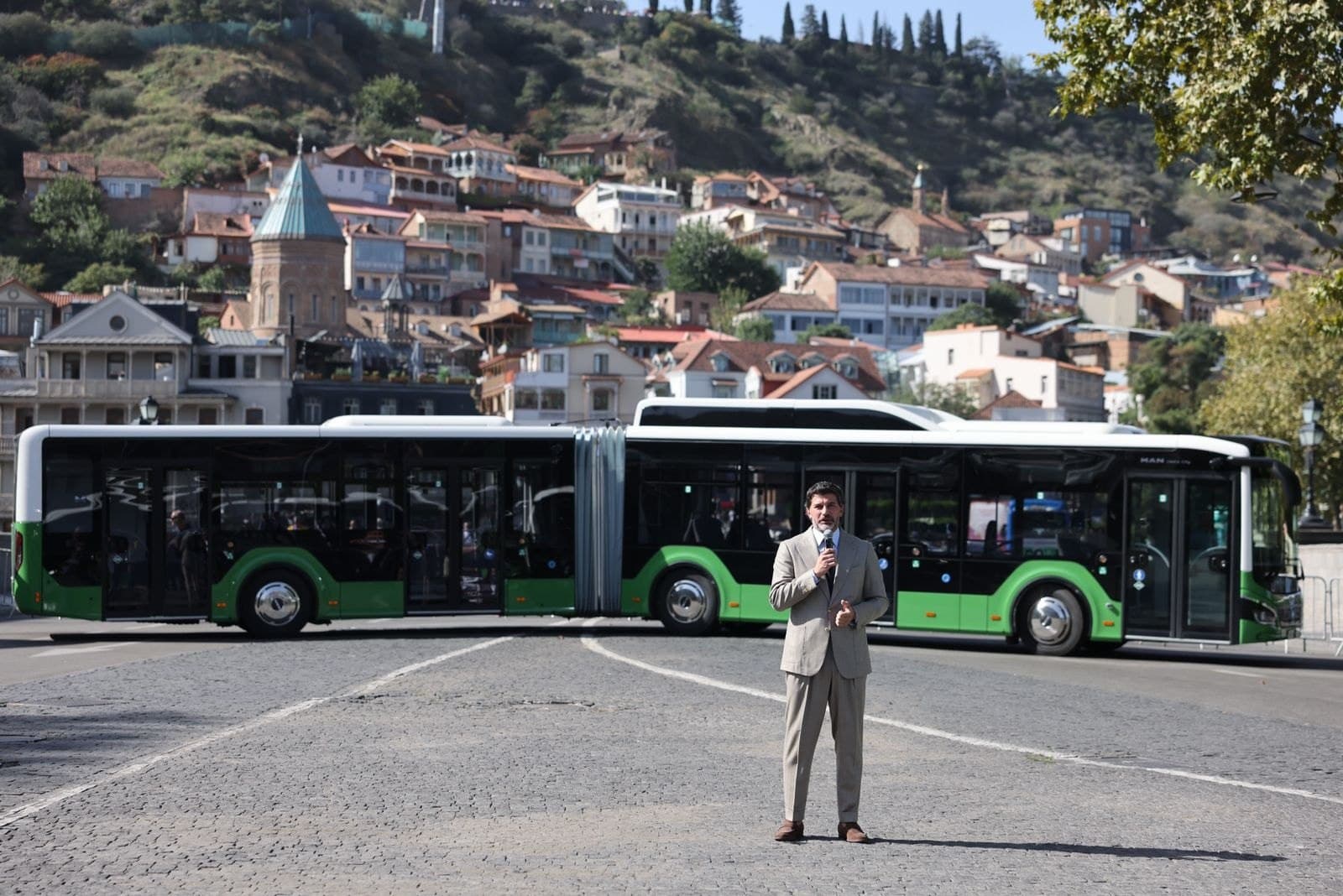 Frontnews image description