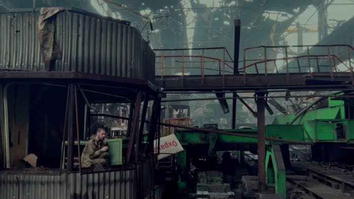 ათასზე მეტი უკრაინელი სამხედრო ტყვე “აზოვსტალიდან“ “საგამოძიებო მოქმედებებისთვის” რუსეთში გადაიყვანეს