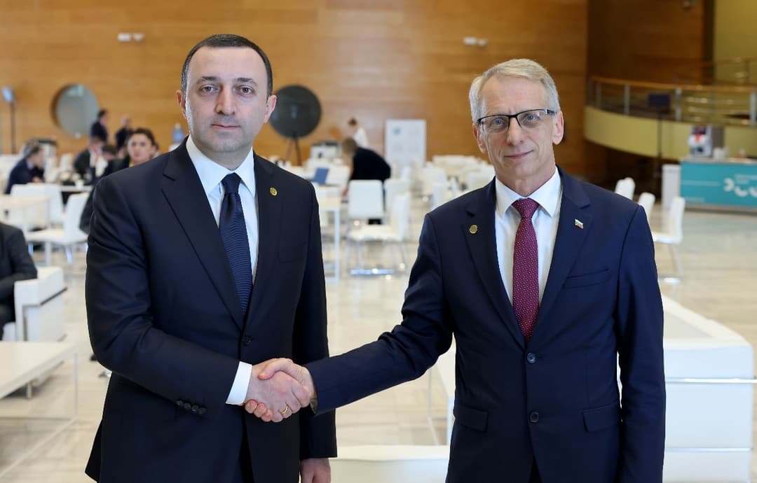 ირაკლი ღარიბაშვილი ბულგარეთის რესპუბლიკის პრემიერ-მინისტრს ნიკოლაი დენკოვის შეხვდა
