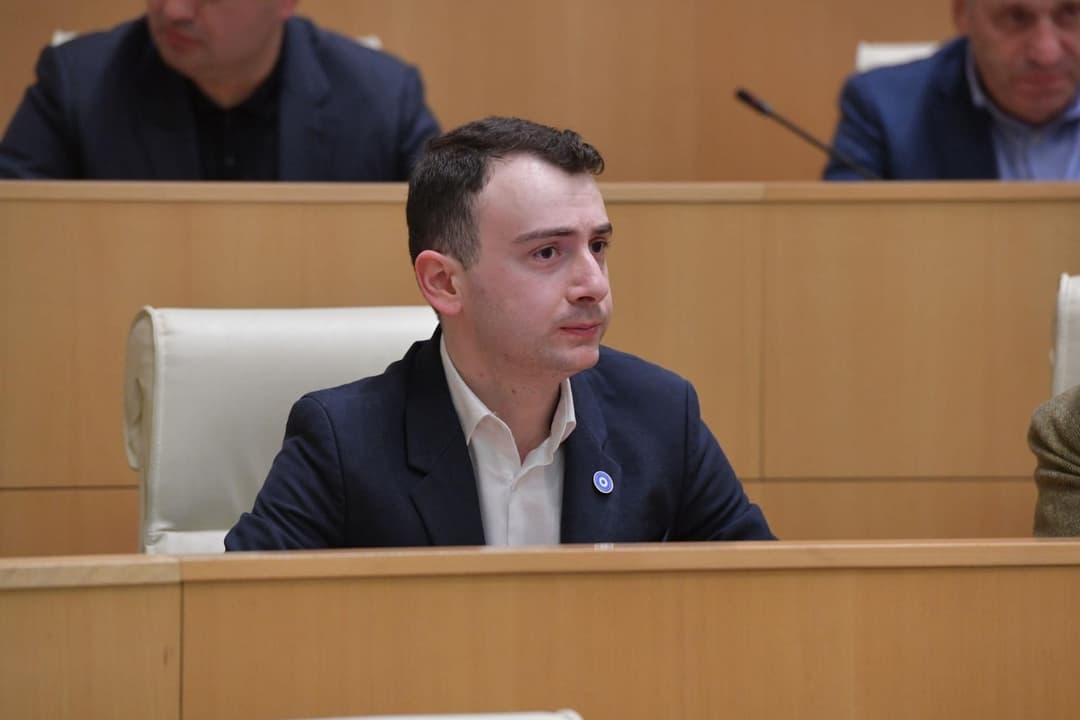 გიორგი ჩაკვეტაძე – მე მგონი, მართლა ჰგონიათ, რომ “ერთიანობა” რომ დაირქვეს, “ნაცები” აღარ არიან