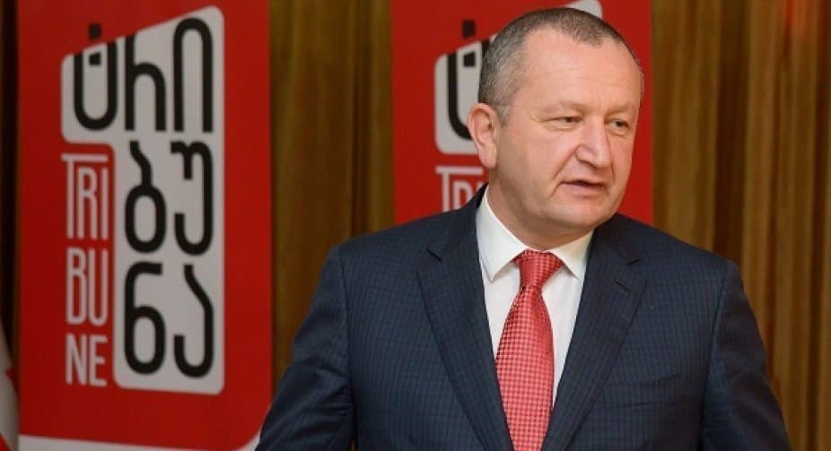 დავით ჭიჭინაძე – ახლა უნდათ, რომ ომი გამოიყენონ მაშველ რგოლად, იმიტომ, რომ აღარაფერი გააჩნიათ რეალურად