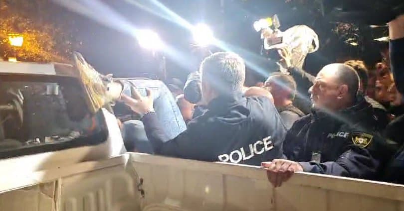 ბათუმში, მიხეილ სააკაშვილის მხარდამჭერ აქციაზე “ნაციონალური მოძრაობის“ 22 წევრი დააკავეს