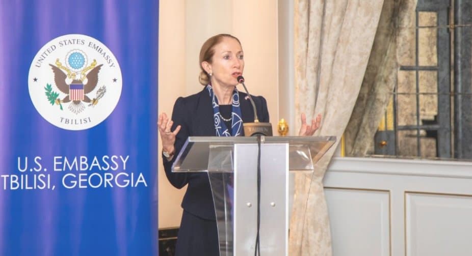 კელი დეგნანი – ვფიქრობ, მოსახლეობას ახლა სურს, იხილოს, რომ მათი მთავრობა ასრულებს თავის დაპირებას