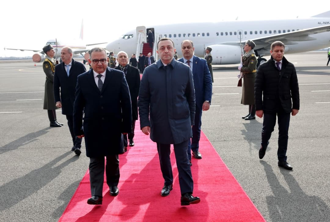 ირაკლი ღარიბაშვილის სამუშაო ვიზიტი სომხეთის რესპუბლიკაში დაიწყო