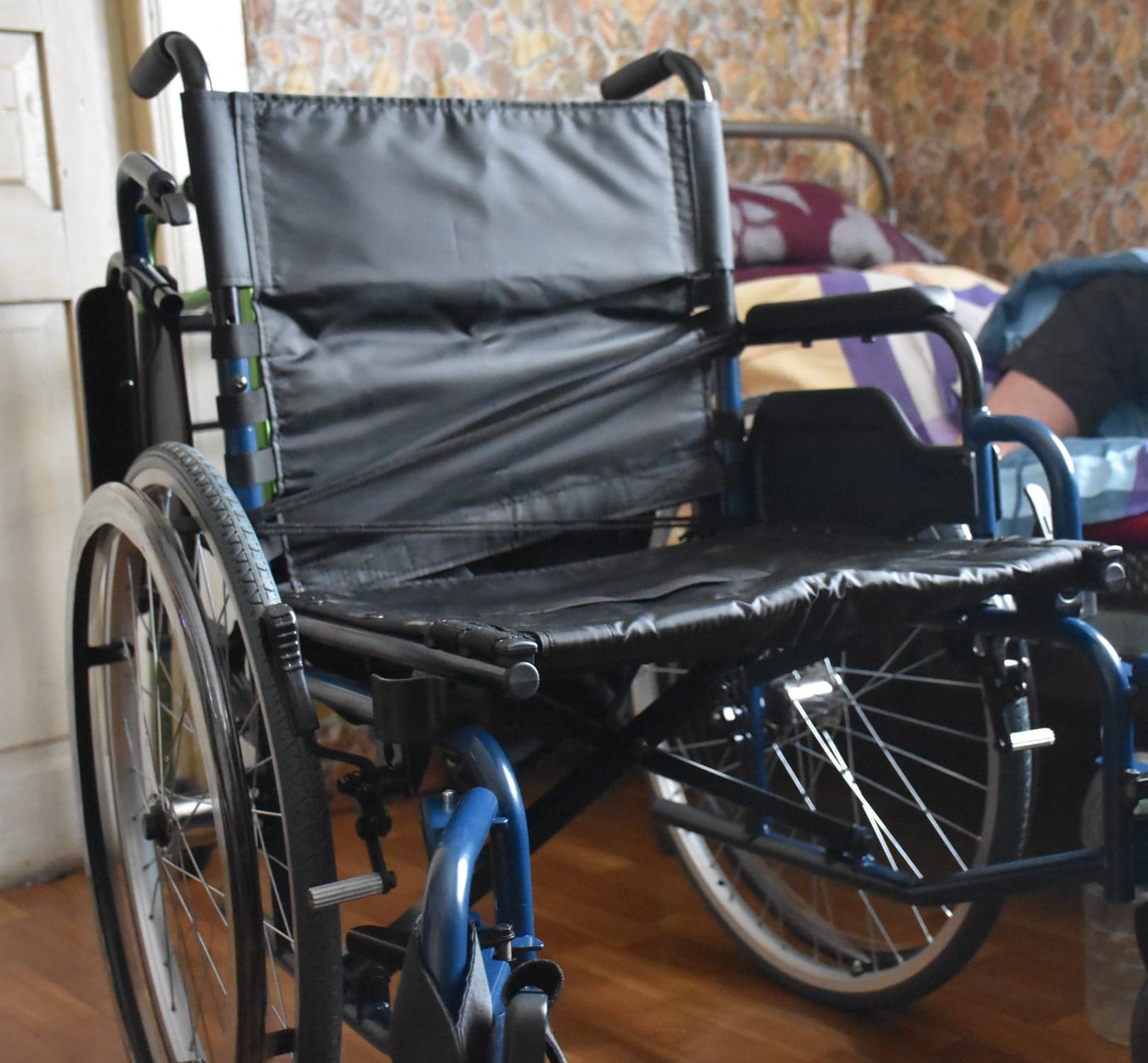 Frontnews image description