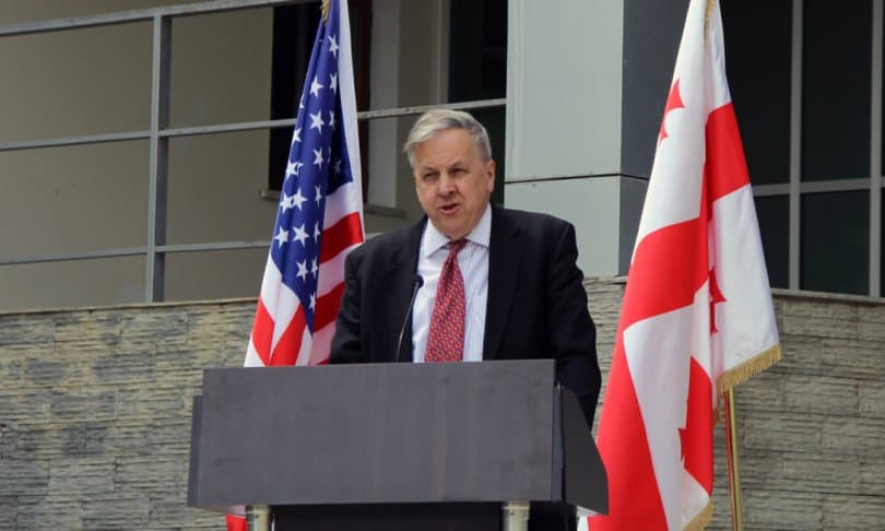 იან კელი – საქართველო არ აჩვენებს, რომ პროდასავლურია, ამიტომაც, “ქართულ ოცნებას” და მის საპატიო თავმჯდომარეს მოუწევს პასუხისგება