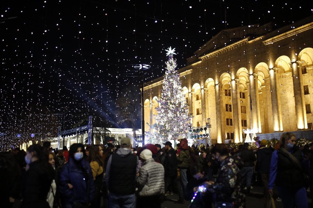 Frontnews image description