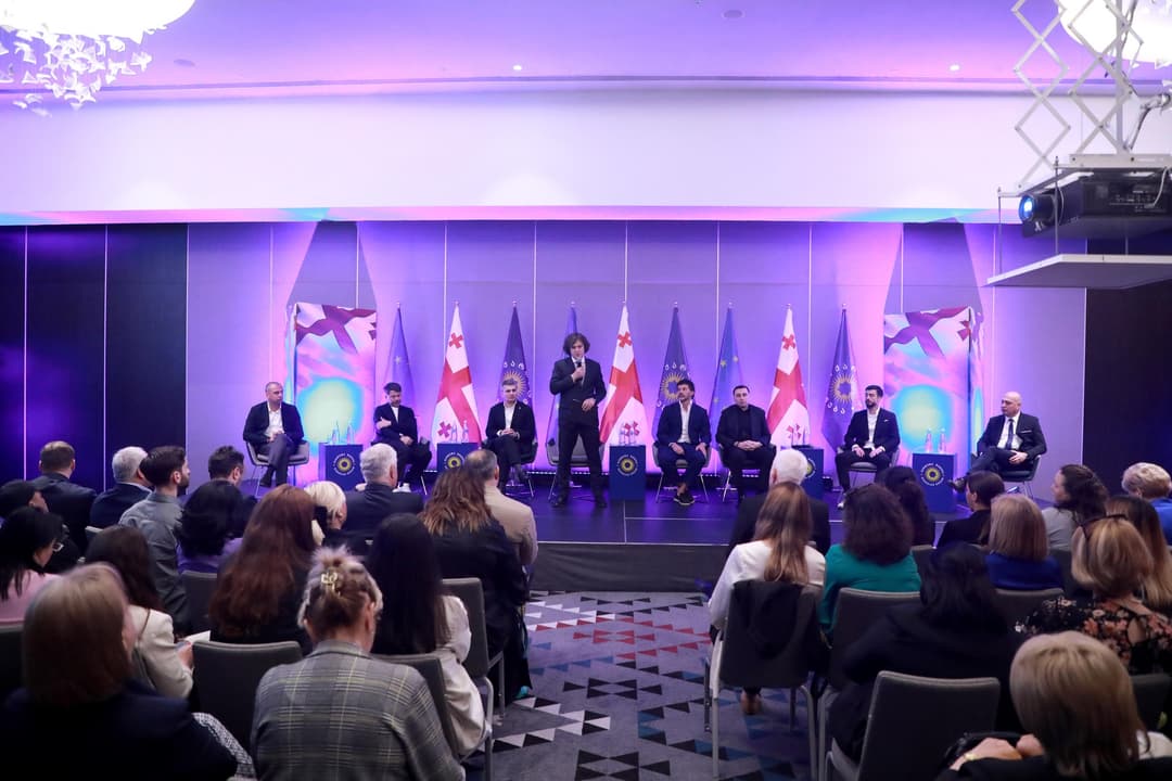 “ქართული ოცნების“ თბილისის კონფერენციაზე სამგორის, გლდანისა და მთაწმინდის პარტიული ორგანიზაციების ხელმძღვანელები აირჩიეს