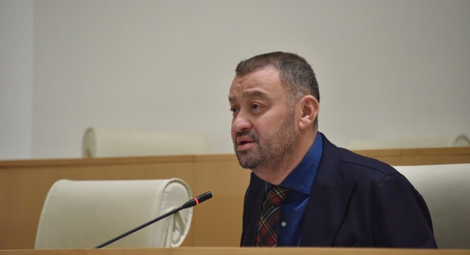 ბექა ოდიშარია – ძალიან ღრმა ანალიზში ჩავარდნილა გიორგი გახარია