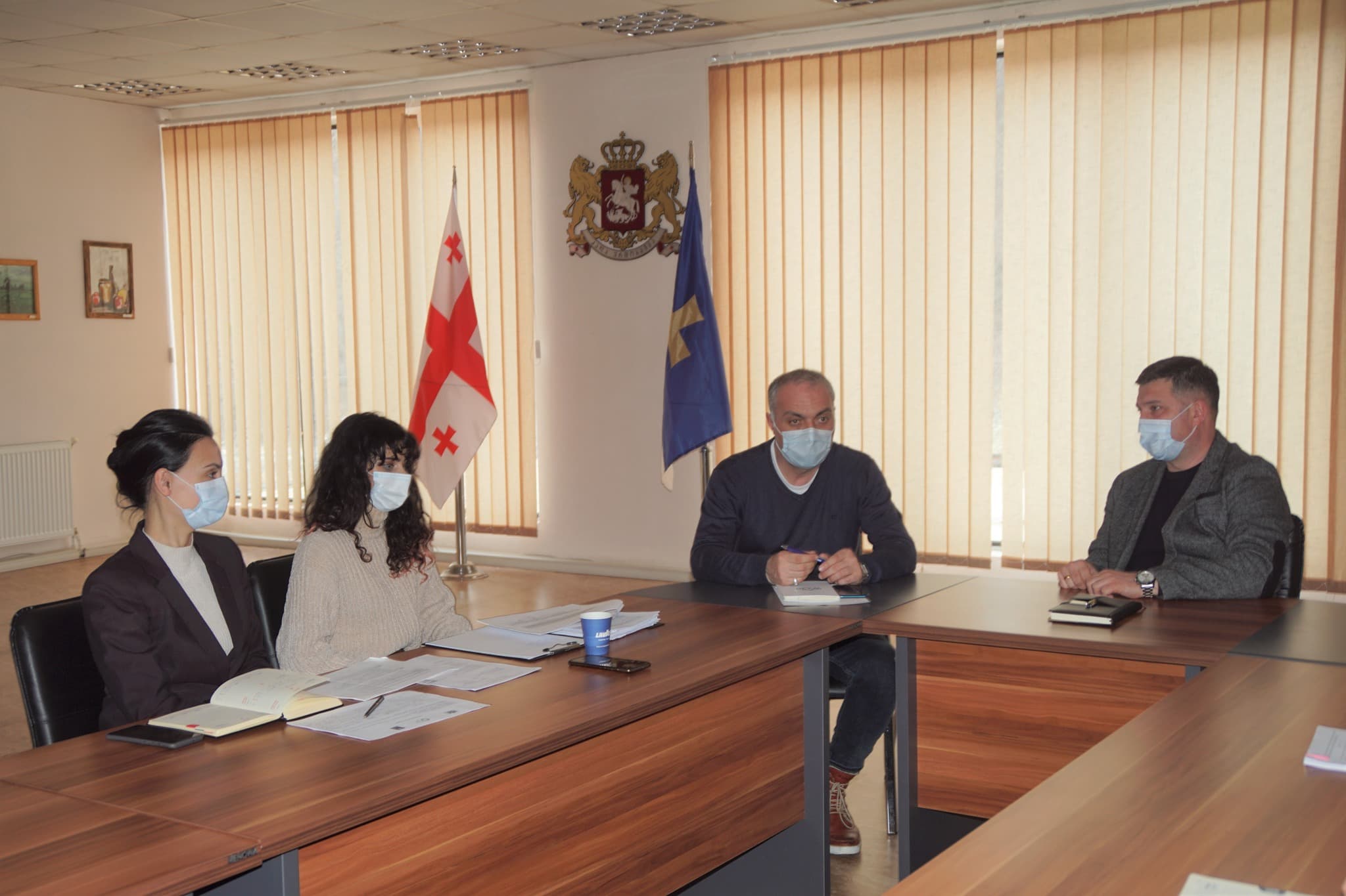 Frontnews image description