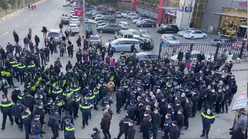 Frontnews image description