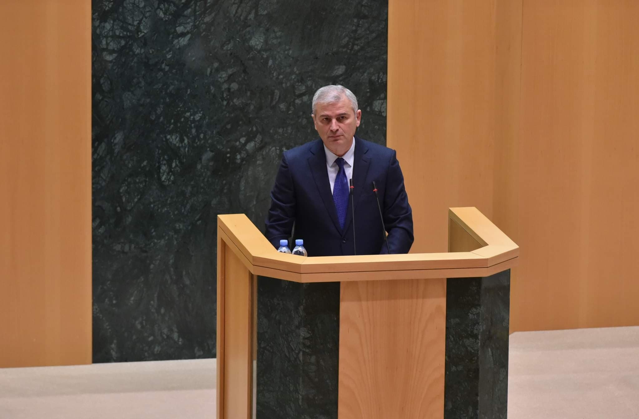 Frontnews image description