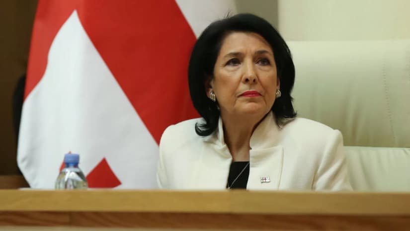 სალომე ზურაბიშვილი – ორივე მხარე, პოზიციაც და ოპოზიციაც სცოდავს და სცოდავს ქვეყნის წინაშე!