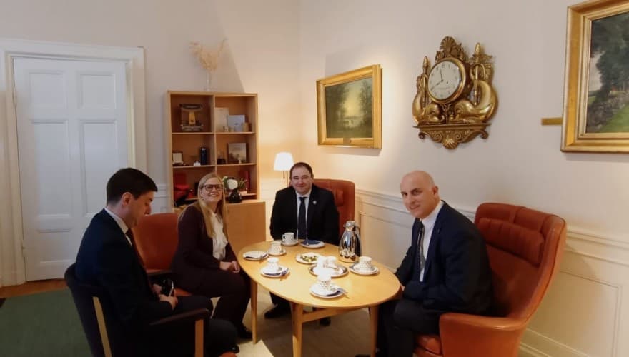 ნიკოლოზ სამხარაძე შვედეთის პარლამენტის ვიცე-სპიკერებს და საპარლამენტო მეგობრობის ჯგუფის წევრებს შეხვდა