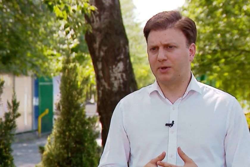 ვატო შაქარიშვილი – გავაგრძელებთ ლოცვას იმ ამერიკის გადარჩენისთვის, რომელიც თვალსა და ხელს შუა ინგრევა