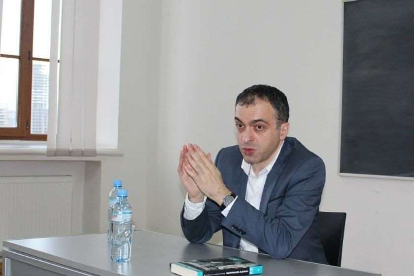 Frontnews image description