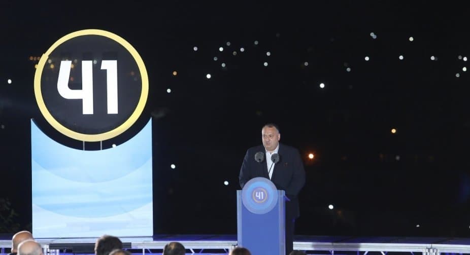 Frontnews image description