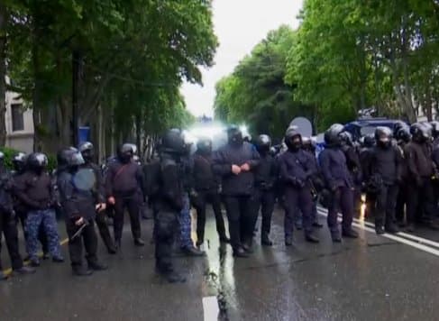 Frontnews image description