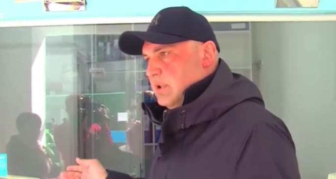 გია თევდორაძე – ოპერატორმა თანხა უკან დამიბრუნა და მითხრა – თქვენ ხართ პოლიტიკურად აქტიური ადამიანი და ვერ მოგემსახურებით