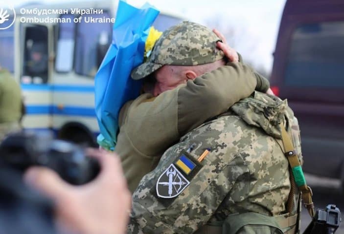 იაცენკო – რუსეთმა სამხედრო ტყვეების გაცვლა ფაქტობრივად გაყინა