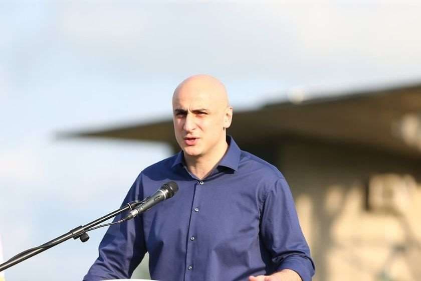 Frontnews image description