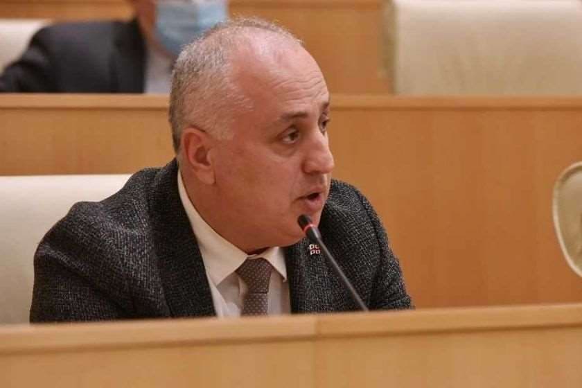 დიმიტრი ხუნდაძე – ისტერიული შეტევა მიდის ივანიშვილზე