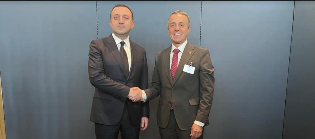 იგნასიო კასისი – ირაკლი ღარიბაშვილთან შეხვედრაზე ჩვენი ბრწყინვალე ორმხრივი ურთიერთობები და რეგიონალური საკითხები განვიხილეთ