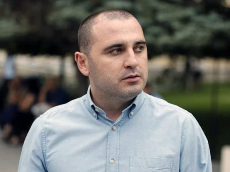 Frontnews image description